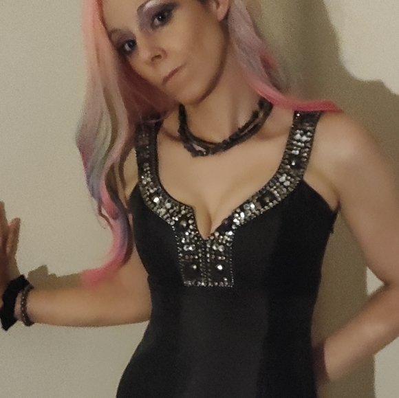 *host-pick* Laundry by Shelli Segal-EUC- BLACK-SIDE-ZIP BEADED STRAPS GOWN - Picture 2 of 5